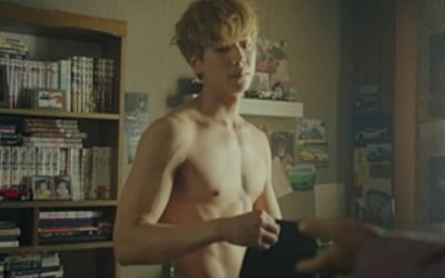 '시지프스' 채종협, 깜짝 상의 탈의 '탄탄한 복근'