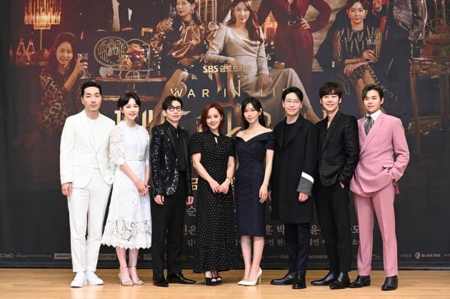 '펜트하우스2' 배우 하도권(왼쪽부터), 윤주희, 봉태규, 유진, 김소연, 엄기준, 윤종훈, 박은석/ 사진=SBS 제공