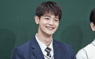 '아는형님' 민호, 해병대 선임 악뮤 찬혁에 영상편지 답장