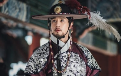 '조선구마사' 박성훈, 광기 어린 서늘한 눈빛