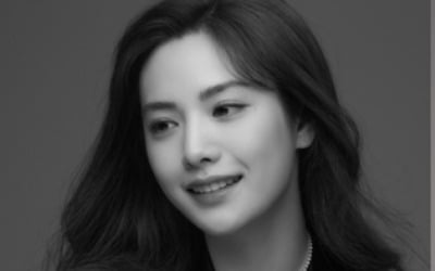 '오! 주인님' 나나, 흑백 뚫고 나온 미모