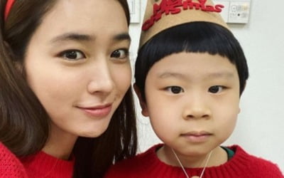 이민정, 아역배우 김준과 인증샷 "선물같은 겸동이"