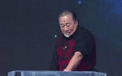 '트롯파이터' 정동남, 72세 믿기지 않는 '통얼음 격파쇼'