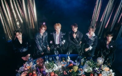 베리베리, 올해 첫 컴백…다크섹시까지 섭렵한 'SERIES 'O'