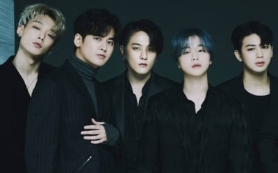 아이콘 "신곡 '왜왜왜' 듣고 울 뻔…팀 강하게 각인시킬 것" [일문일답]