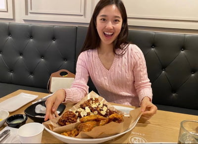 이혜성, 화장기 없는 민낯에 함박미소…♥전현무 또 반하겠어