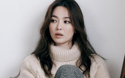 송혜교 "잠시 여행 다녀온 듯한 기분"