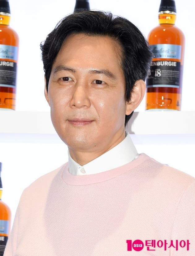 [TEN 포토] 이정재 '매력이 넘치는 남자'