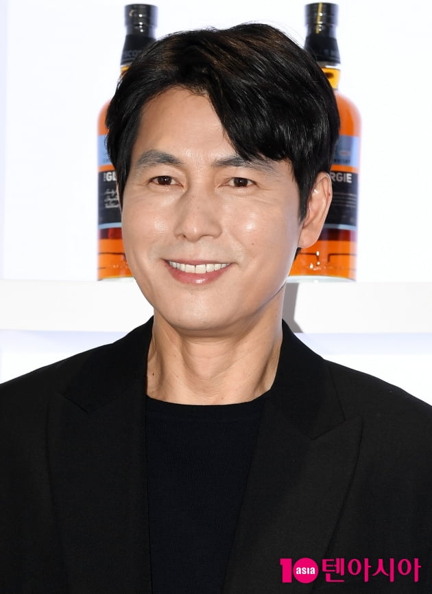 [TEN 포토] 정우성 '여심 폭격기 꽃미소'