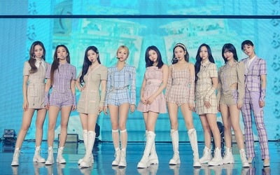 트와이스, 5월 12일 日 신곡 'Kura Kura' 발매…무르익은 멤버 담는다 [공식]