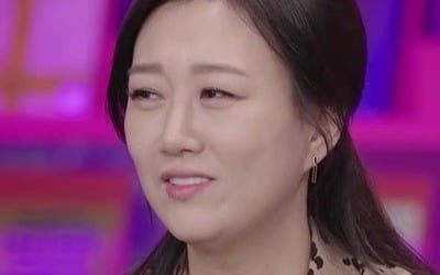 장윤정 "♥도경완 고백? 전화로 책 읽어 줘…내용은 사랑이야기" ('레코드샵')