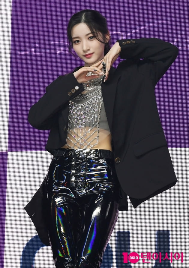 [TEN 포토] 퍼플키스 유키 '섹시한 여전사'