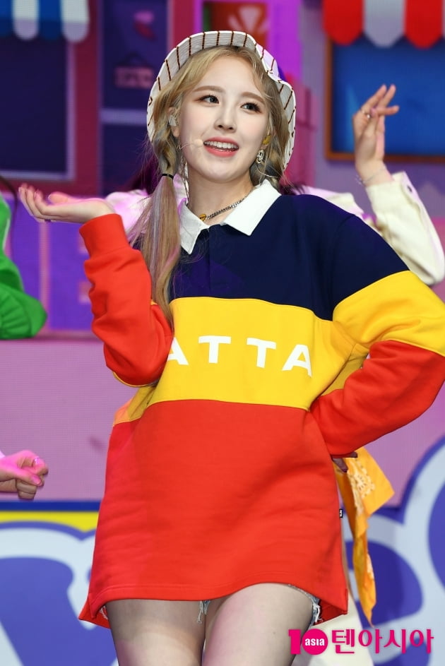 [TEN 포토] 위클리 이재희 '파격 금발로 변신'