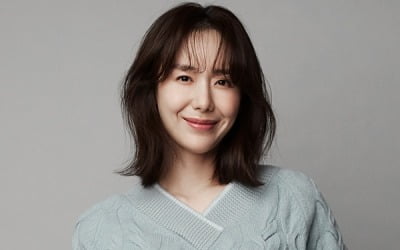 '하늘이시여' 윤정희, 7년만 복귀…송혜교와 호흡 [공식]