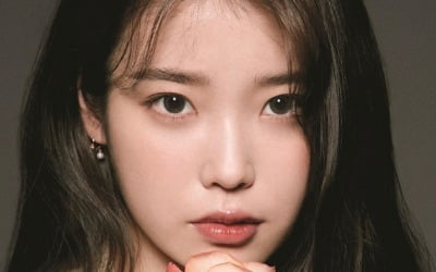 아이유, '유명가수전' 출연 확정…'싱어게인' TOP3 만난다 [공식]