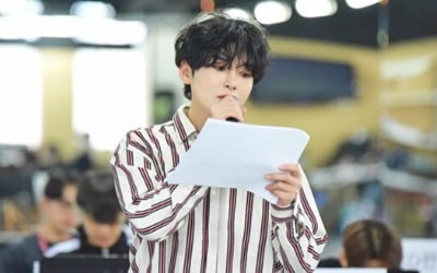 '비밀계약' 려욱·이진혁·산다라박, 현장 사진 공개