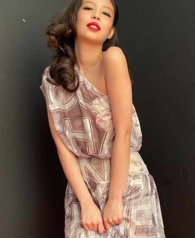 '샤넬 여신' 제니, 마릴린 먼로가 환생한 줄