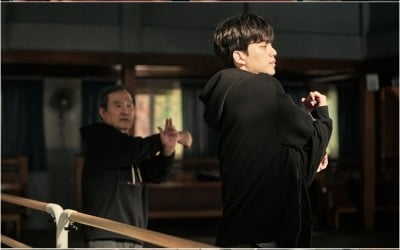 '나빌레라' 박인환X송강, 다이나믹 발레 수업 'START'