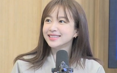 하니 "브레이브걸스 잘 버텨줘서 고마워" ('컬투쇼')