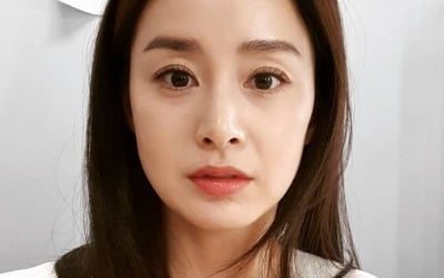 '비♥' 김태희, "만족합니다" 각도 불문 '최고 미인'