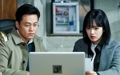 '타임즈' 이서진X이주영, 다시 뭉쳤다…취재 현장
