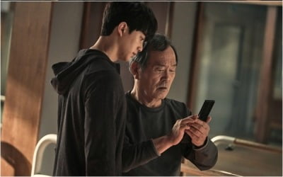 '나빌레라' 박인환X송강, 첫 만남과 180도 다른 분위기