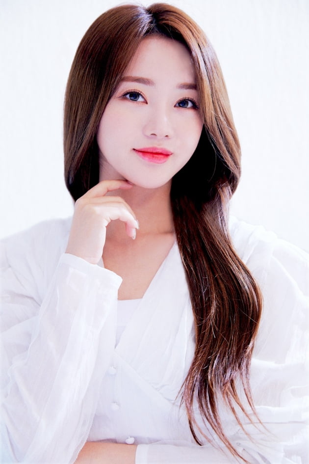 가수 홍지윤/ 사진=린브랜딩 제공