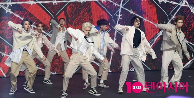 [TEN 포토] T1419 '타이틀곡 '엑시트' 학교폭력 이야기 담았다'