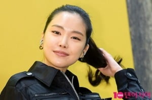 '데뷔 10주년' 손나은, 플레이엠 떠나 YG行