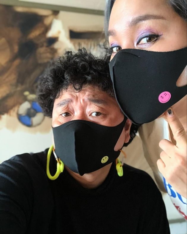 가수 강원래(왼쪽)와 김송 부부/ 사진=인스타그램