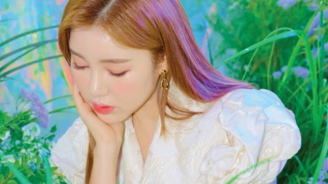 [TEN 인터뷰] '트로트 퀸' 송가인, "결혼은 아직 먼 얘기..팬들과 함께 즐기며 살 것"
