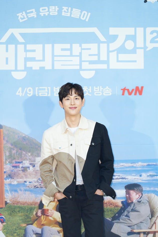 배우 임시완이 9일 오후 온라인 생중계된 tvN 새 예능프로그램 '바퀴 달린 집2' 제작발표회에 참석했다. /사진제공=tvN