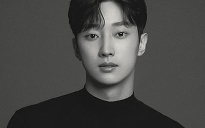 B1A4 출신 진영, 성숙미 물씬