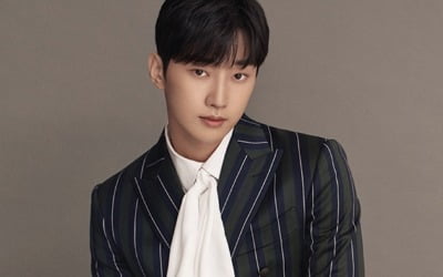 진영, 오늘(15일) 소집해제 기념 브이라이브 '소통'