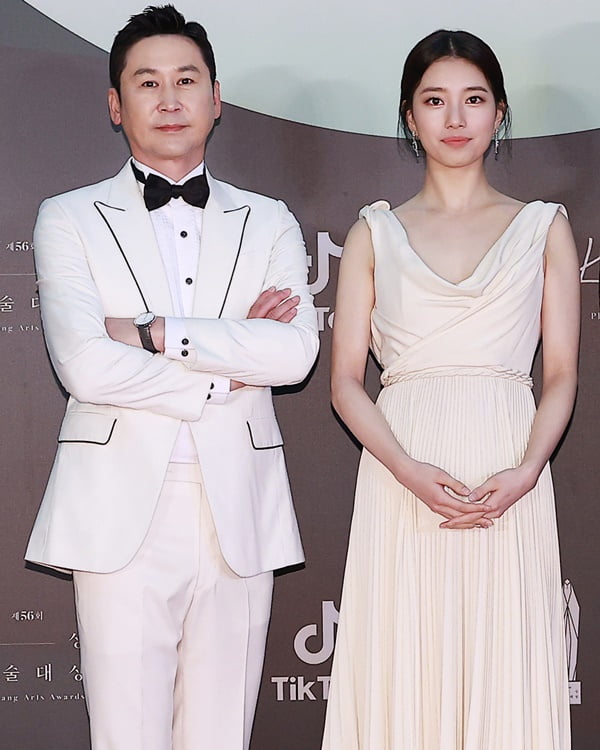 '백상예술대상' MC 신동엽(왼쪽), 수지/ 사진=백상예술대상 사무국 제공