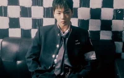 온앤오프, 데뷔 후 첫 교복 콘셉트…심장 부여잡게 하는 눈빛