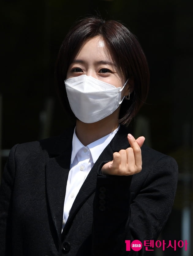 [TEN 포토] 함은정 '심쿵 하트'
