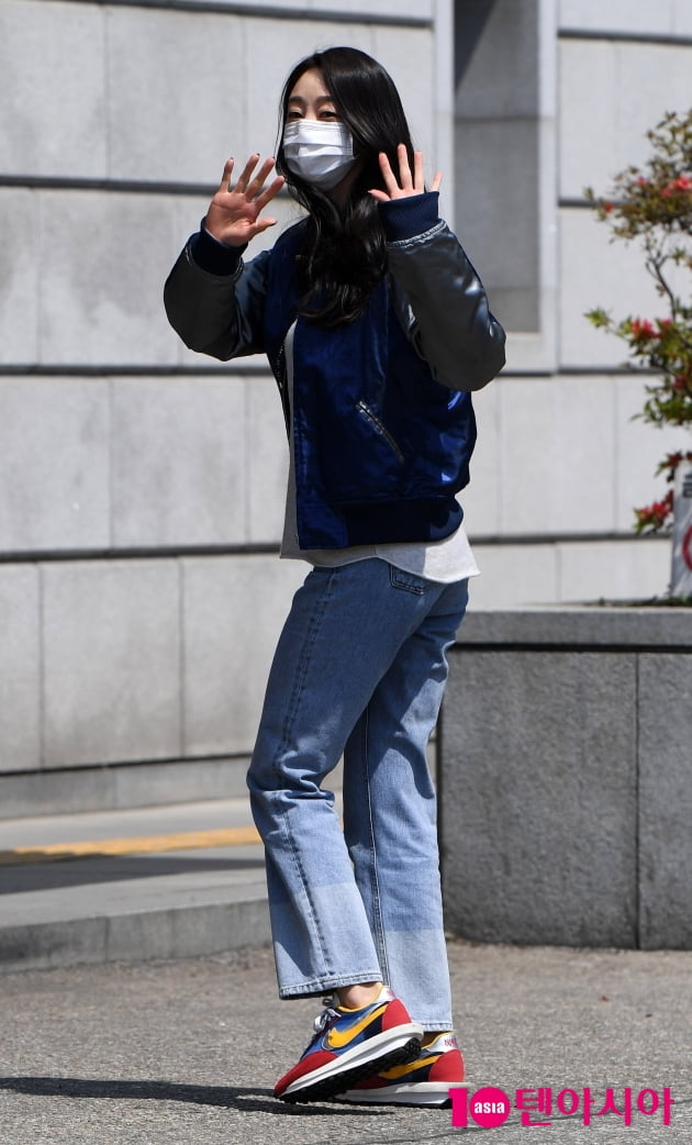 [TEN 포토] 최여진 '머리부터 발끝까지 센스가 가득~'