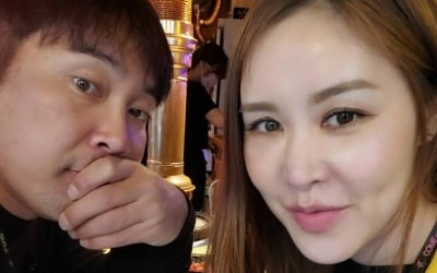 채리나, 6살 연하 ♥박용근과 간만에 데이트 "짝꿍 있으니 든든" [TEN★]