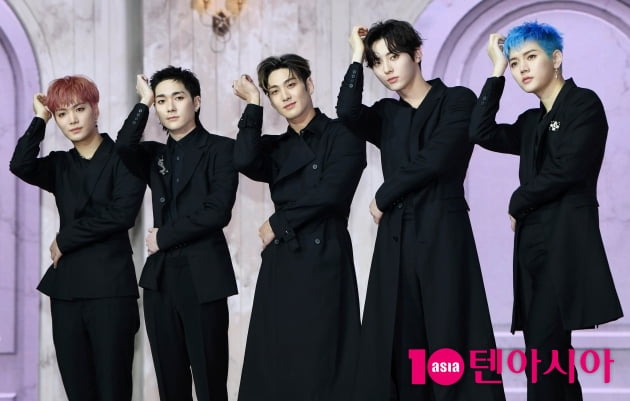 '심리 불안' 뉴이스트 아론, "건강 지키며 활동 예정"