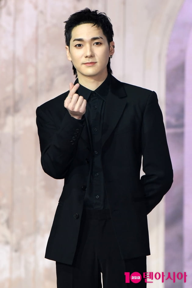 '심리 불안' 뉴이스트 아론, "건강 지키며 활동 예정"