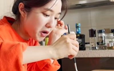 '전현무♥' 이혜성 "아나운서 되고 10kg 살쪄, 무식하게 굶었다" [종합]