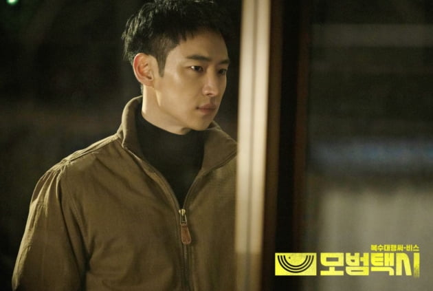 /사진='모범택시' 현장 스틸컷