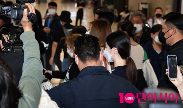 [TEN 포토] 트와이스 '제주도 뮤직비디오 촬영 마치고'