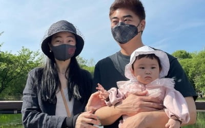 서효림, ♥정명호·딸 조이와 나들이…이 정도면 결혼 장려 쓰리샷 [TEN★]