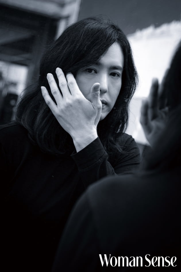 가수 양준일 /사진 = 우먼센스