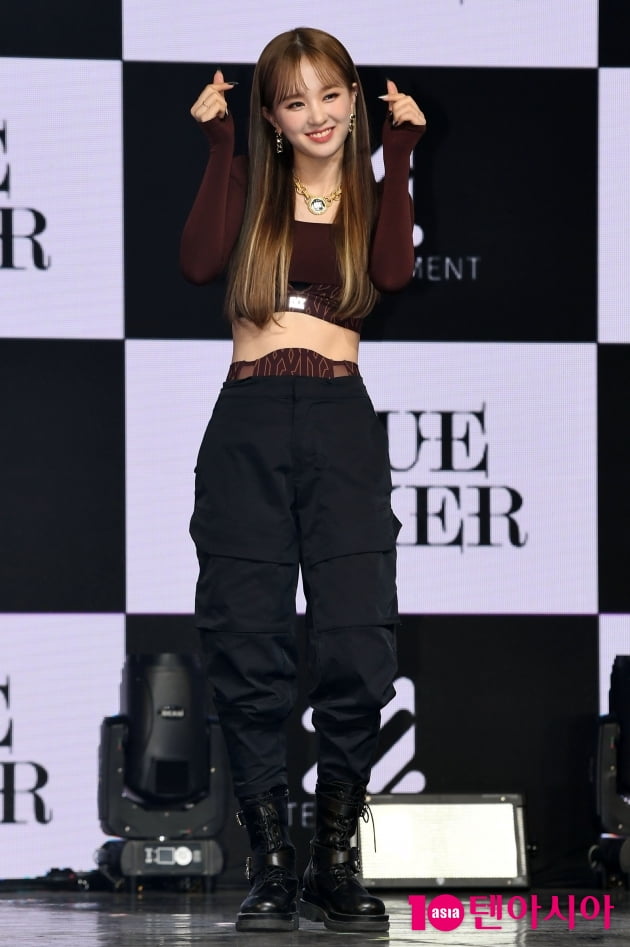 [TEN 포토] 핫이슈 형신 '빵터졌는데 귀엽다'