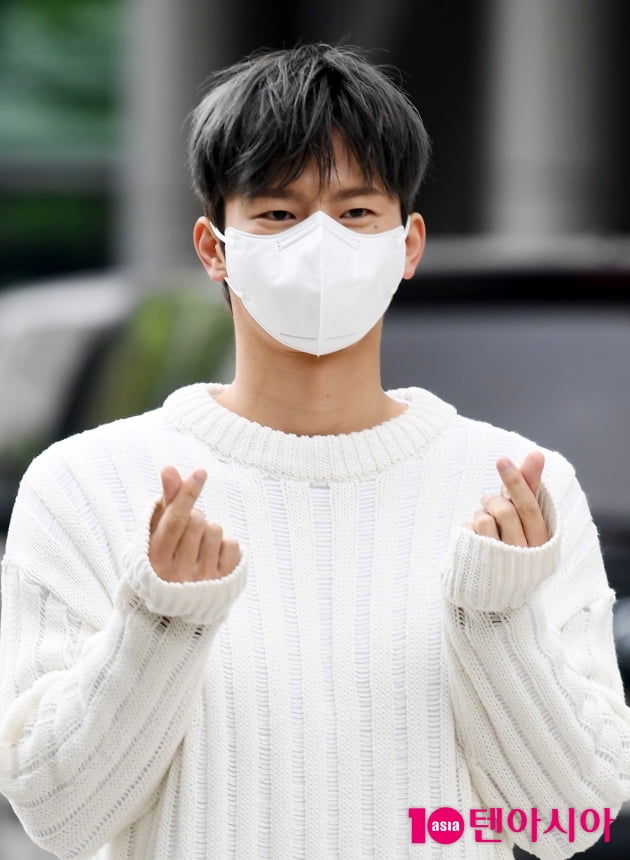 [TEN 포토] 서인국 '달콤한 하트'