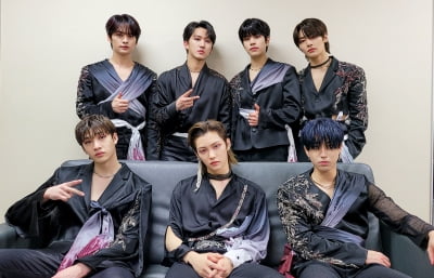 '킹덤' 스트레이 키즈, 부동의 글로벌 원픽