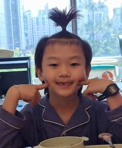 '이동국子' 대박이 폭풍성장, 앞니 빠진 사과머리 근황 [TEN ★]